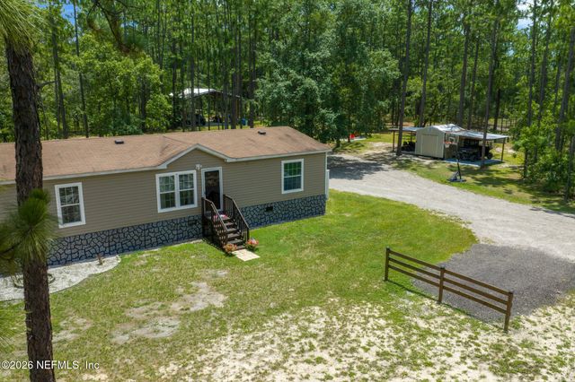 105 BUCK RUN Trail, Hawthorne, FL 32640