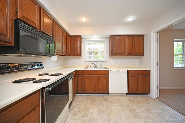 3433 Traskwood Circle, Cincinnati, OH 45208