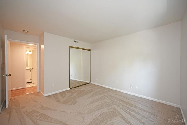 3433 Traskwood Circle, Cincinnati, OH 45208