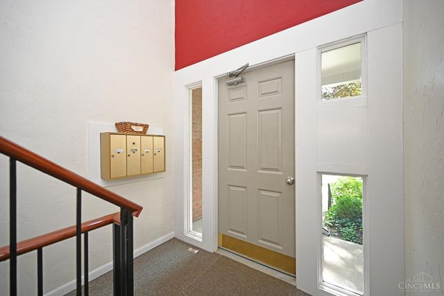 3433 Traskwood Circle, Cincinnati, OH 45208
