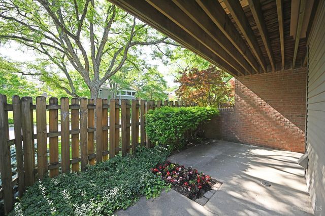 3433 Traskwood Circle, Cincinnati, OH 45208