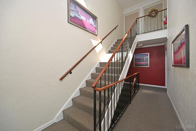 3433 Traskwood Circle, Cincinnati, OH 45208