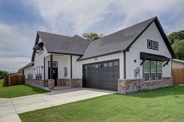 3220 N Houston Street, Fort Worth, TX 76106