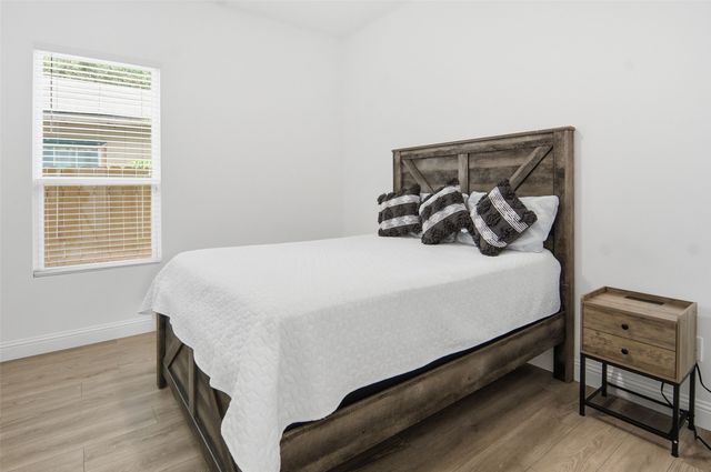 3220 N Houston Street, Fort Worth, TX 76106