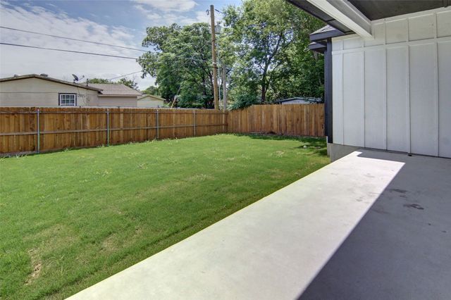3220 N Houston Street, Fort Worth, TX 76106