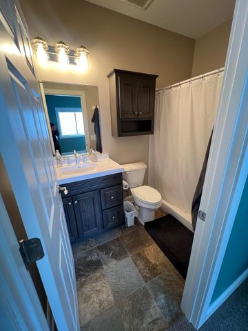 900 8th Avenue SW, Pine Island, MN 55963