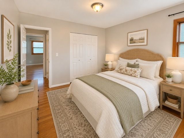 1525 N Patton Avenue, Arlington Heights, IL 60004