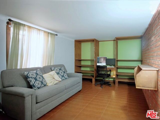 21217 Golondrina Street, Woodland Hills, CA 91364