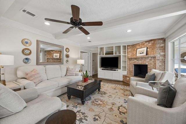 1507 Ashford Hollow Lane, Houston, TX 77077