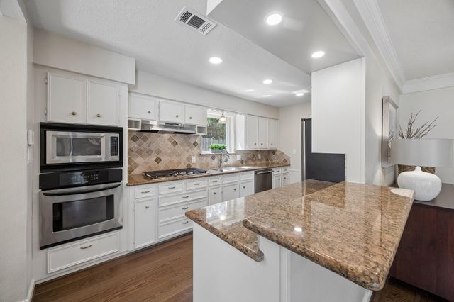 1507 Ashford Hollow Lane, Houston, TX 77077