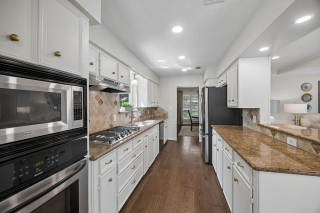 1507 Ashford Hollow Lane, Houston, TX 77077
