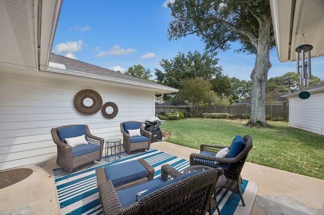 1507 Ashford Hollow Lane, Houston, TX 77077