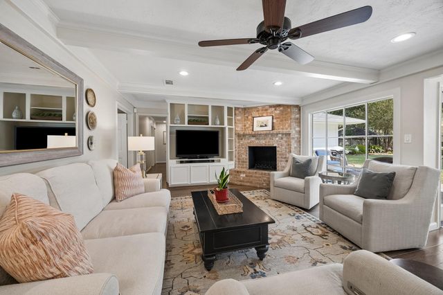 1507 Ashford Hollow Lane, Houston, TX 77077