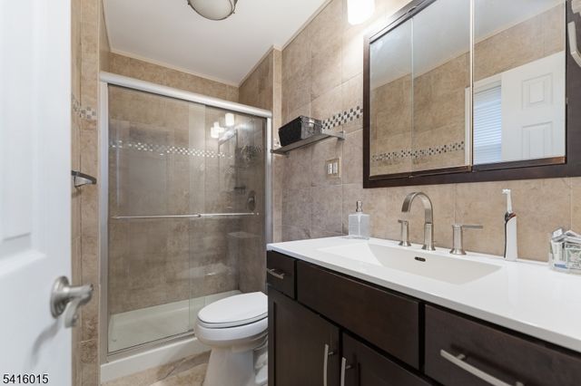 8 Johnson Rd, Franklin Twp., NJ 08873