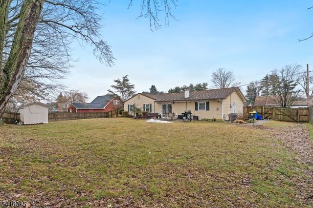 8 Johnson Rd, Franklin Twp., NJ 08873