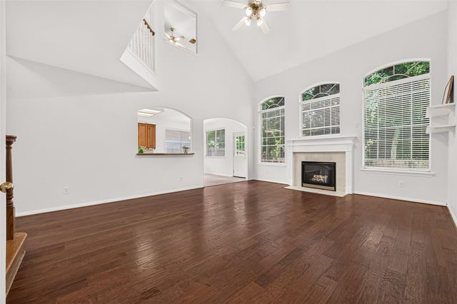 2710 Five Oaks Drive, Missouri City, TX 77459