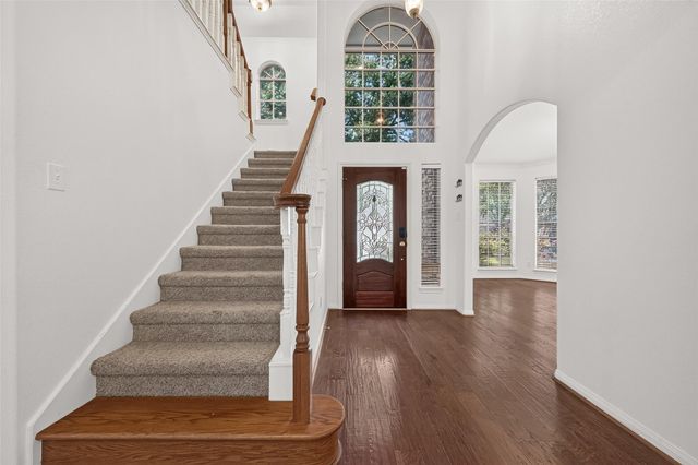 2710 Five Oaks Drive, Missouri City, TX 77459