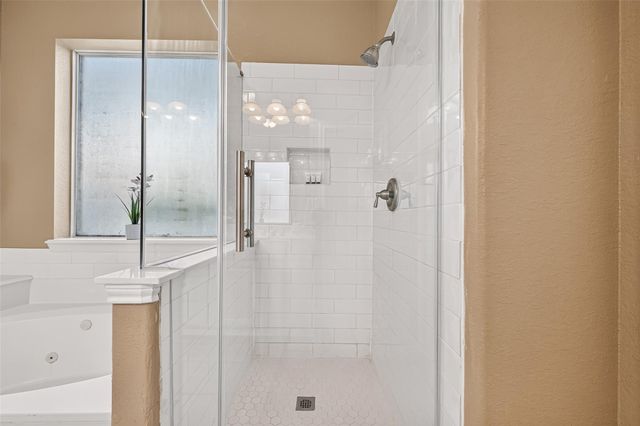 2710 Five Oaks Drive, Missouri City, TX 77459