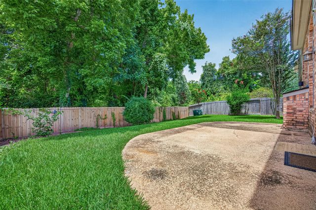 2710 Five Oaks Drive, Missouri City, TX 77459