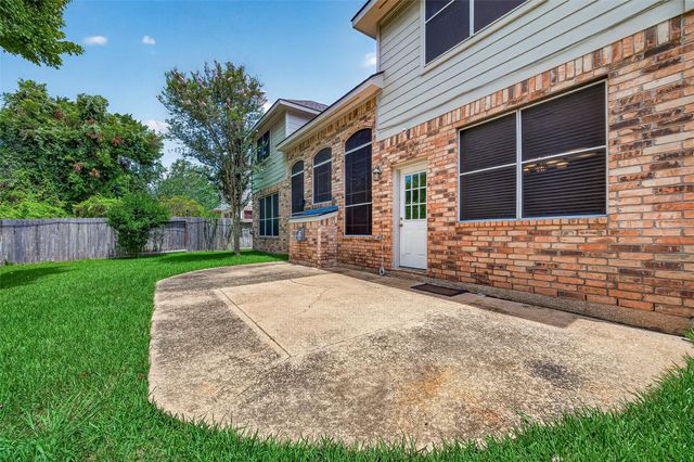 2710 Five Oaks Drive, Missouri City, TX 77459