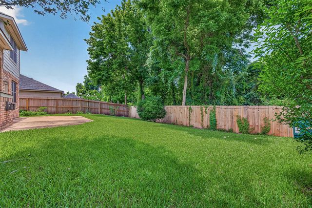 2710 Five Oaks Drive, Missouri City, TX 77459