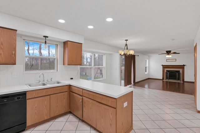 8992 Trinity Circle, Reynoldsburg, OH 43068