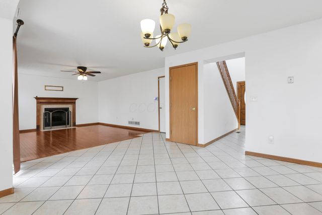 8992 Trinity Circle, Reynoldsburg, OH 43068