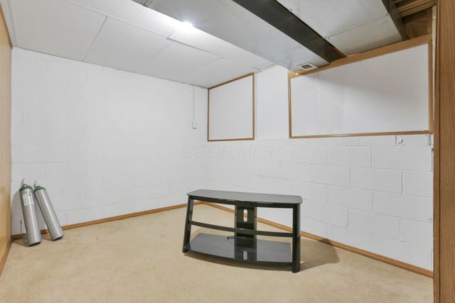 8992 Trinity Circle, Reynoldsburg, OH 43068