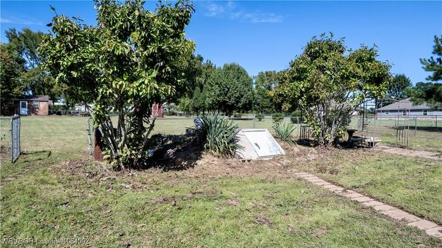 473925 E 1117 Road, Muldrow, OK 74948