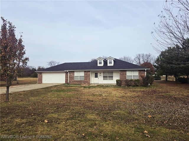 473925 E 1117 Road, Muldrow, OK 74948