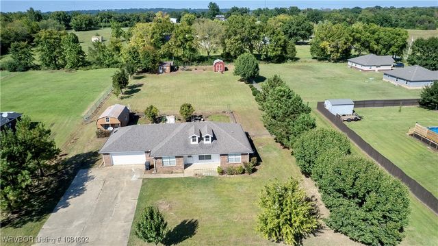 473925 E 1117 Road, Muldrow, OK 74948