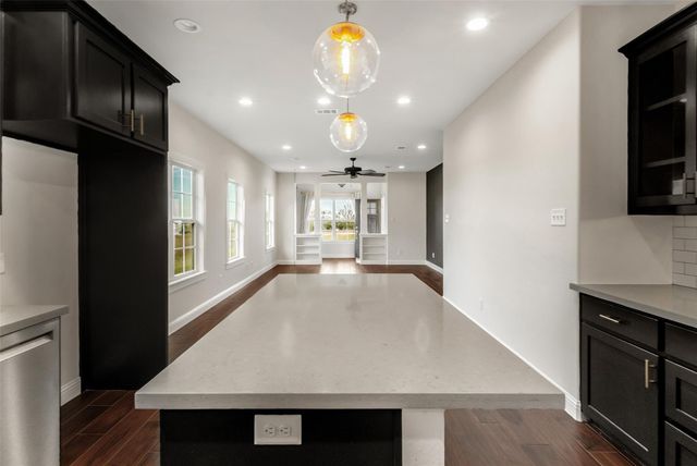 1692 Henry Prairie Road, Franklin, TX 77856