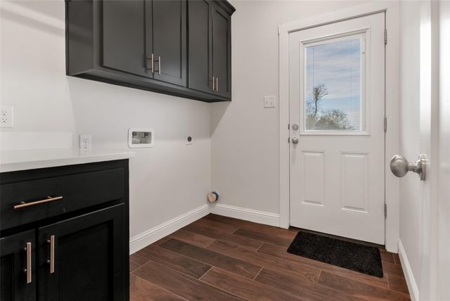 1692 Henry Prairie Road, Franklin, TX 77856