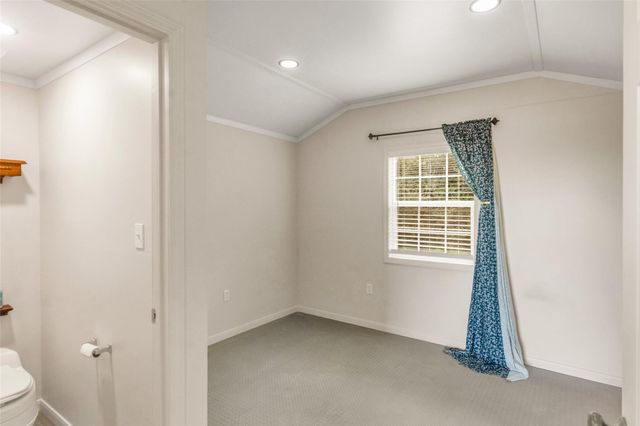 1692 Henry Prairie Road, Franklin, TX 77856