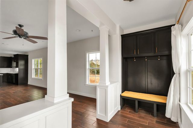 1692 Henry Prairie Road, Franklin, TX 77856