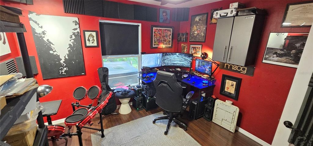 Image 10 of property listing at 720 BRANNEN AVENUE, Lehigh Acres, FL 33974