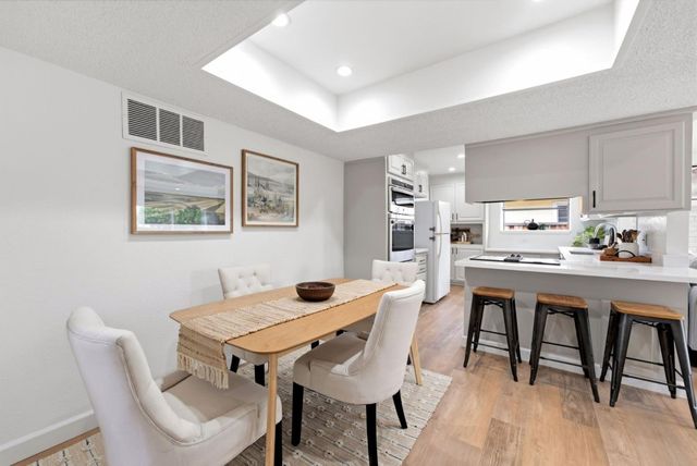 944 Orchid Way, San Jose, CA 95117