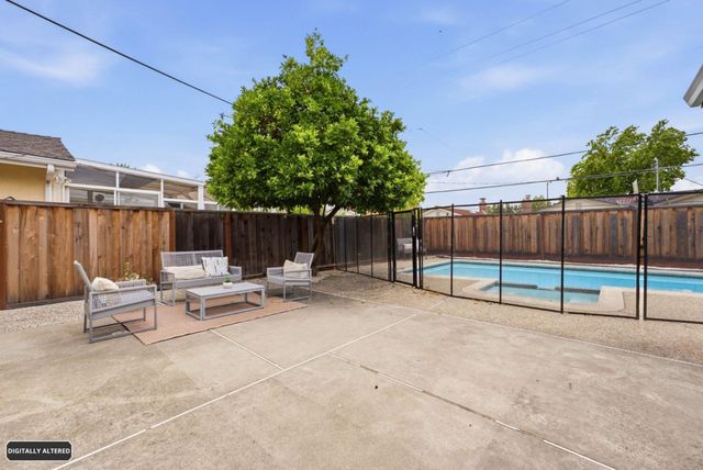 944 Orchid Way, San Jose, CA 95117