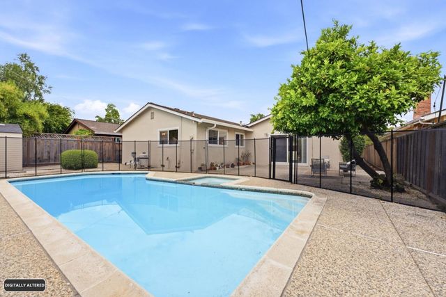 944 Orchid Way, San Jose, CA 95117
