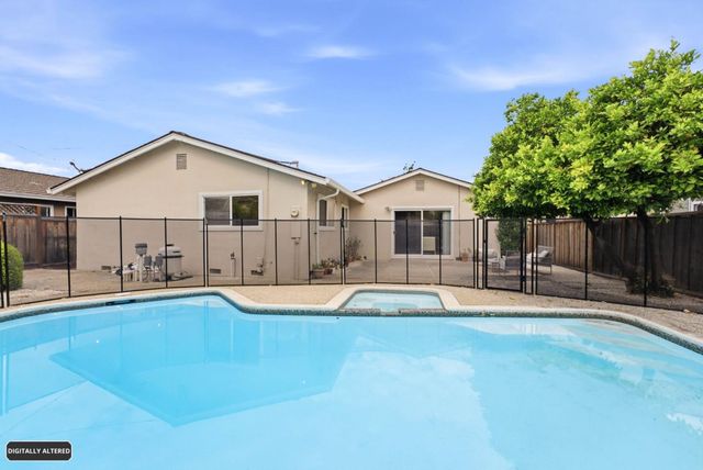 944 Orchid Way, San Jose, CA 95117