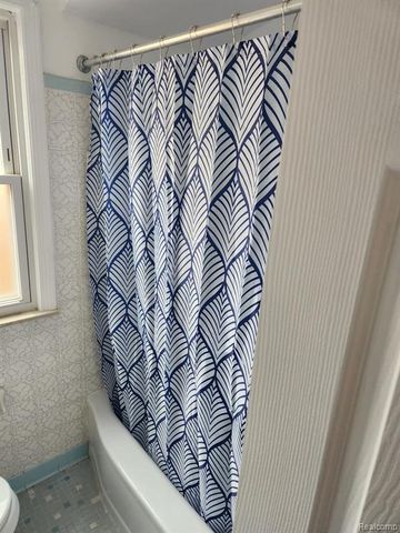 22732 Madison Street, Dearborn, MI 48124