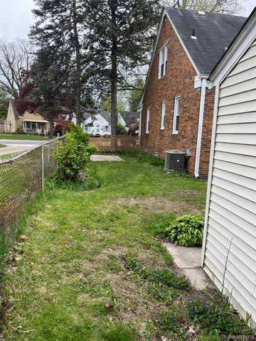 22732 Madison Street, Dearborn, MI 48124