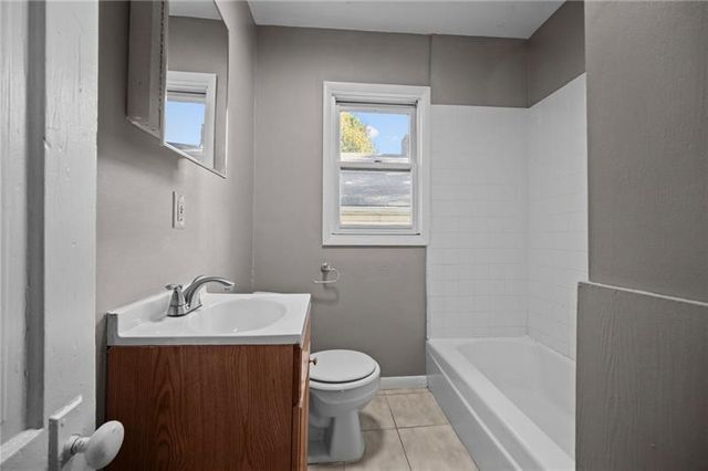 118-120 15th St, Beaver Falls, PA 15010