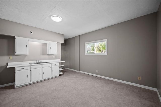 118-120 15th St, Beaver Falls, PA 15010