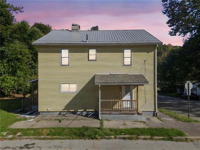 118-120 15th St, Beaver Falls, PA 15010