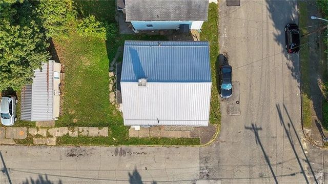 118-120 15th St, Beaver Falls, PA 15010