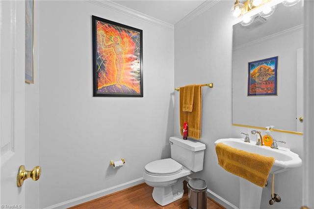 4552 Fernhaven Circle, Winston-salem, NC 27104