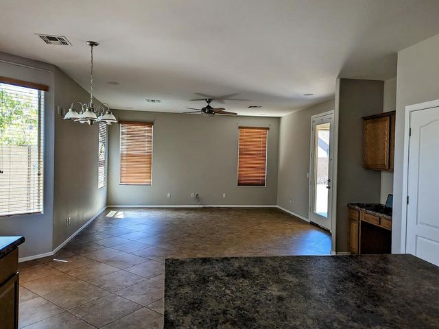 4937 W Desert Lane, Laveen, AZ 85339