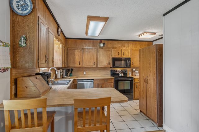 6631 Maplewood, Gilmer, TX 75645
