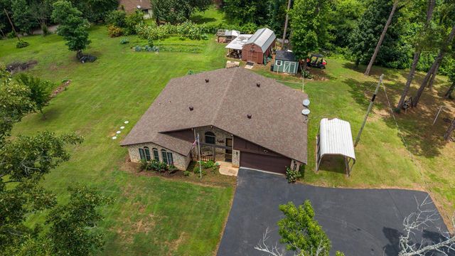 6631 Maplewood, Gilmer, TX 75645